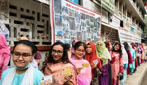 DUCSU elections today, festive atmosphere on campus