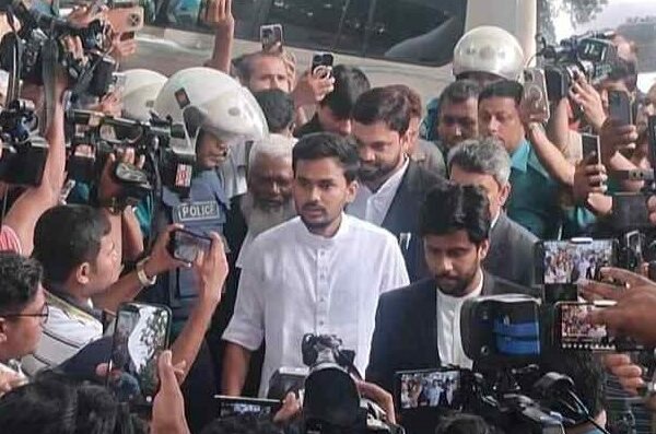 Adviser Asif Mahmud arrives to testify at International Crimes…