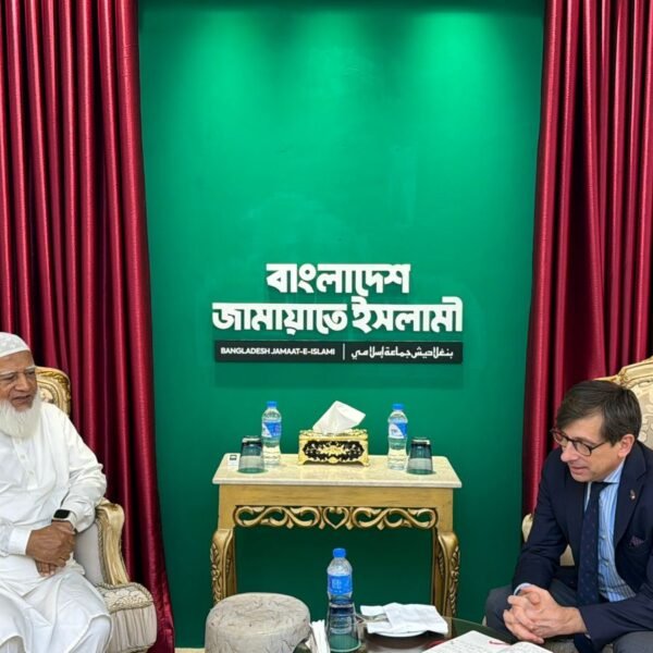 French Ambassador Pays Courtesy Call on Jamaat-e-Islami Ameer