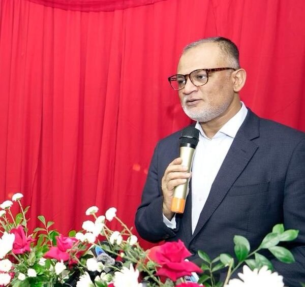 Commerce Adviser Sheikh Bashiruddin has called on the wealthy…