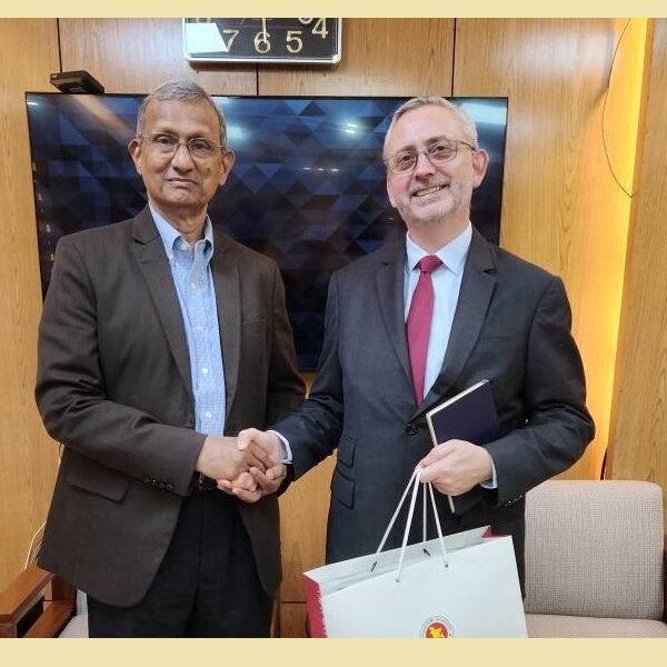 EU Ambassador meets Special Assistant to Bangladesh Chief Adviser…