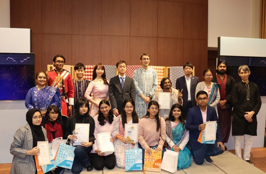 Final Round of Japanese Karaoke…