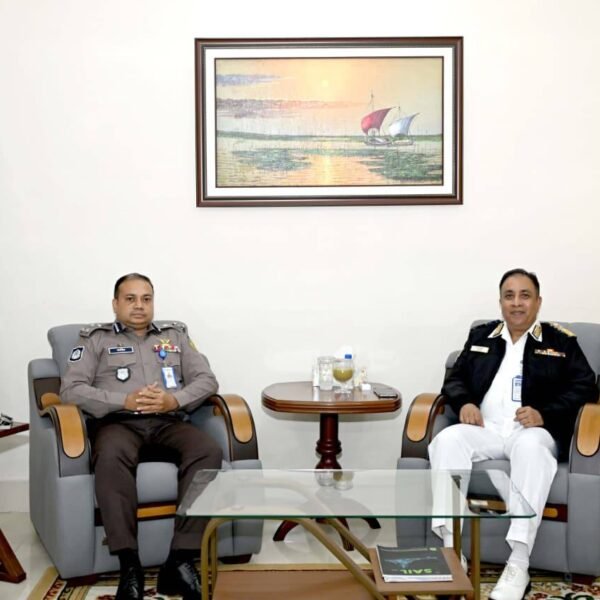 KMP Commissioner pays courtesy call on Khulna Naval Region&hellip;