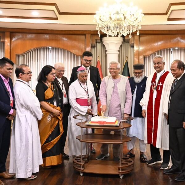 Chief Advisor exchanges greetings with religious leaders on the&hellip;
