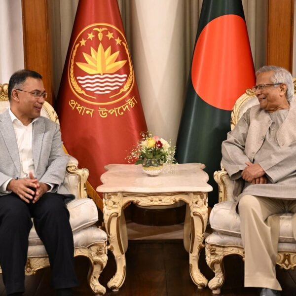 Tarique Rahman pays courtesy call on Chief Advisor