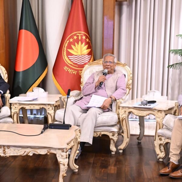 Chief Advisor formally inaugurates e-learning program in three hill&hellip;
