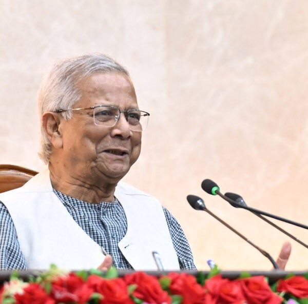 Chief Advisor Delivers Farewell Address to Officials and Employees