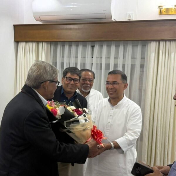 Mirza Fakhrul congratulates Tarique Rahman on absolute victory