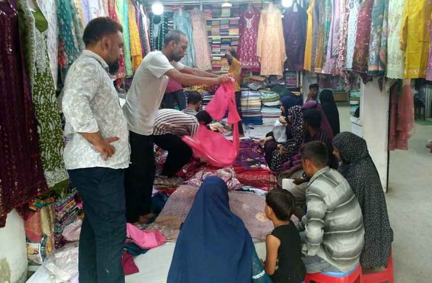 Dinajpur’s Eid market is packed&hellip;