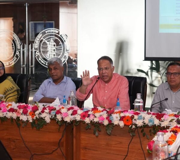 Energy Minister seeks cooperation from businessmen in implementing government’s&hellip;