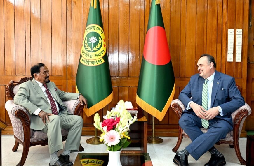 US Ambassador to Dhaka pays&hellip;