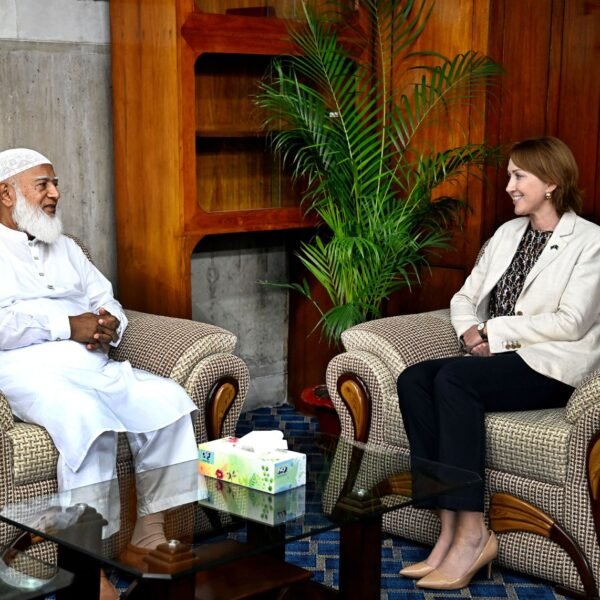 Australian High Commissioner to Bangladesh pays courtesy call on…